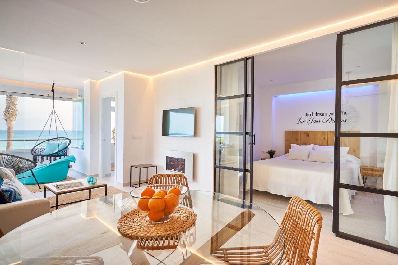 Puro Beach. Charming Apartment With Jacuzzi. Torremolinos Eksteriør billede
