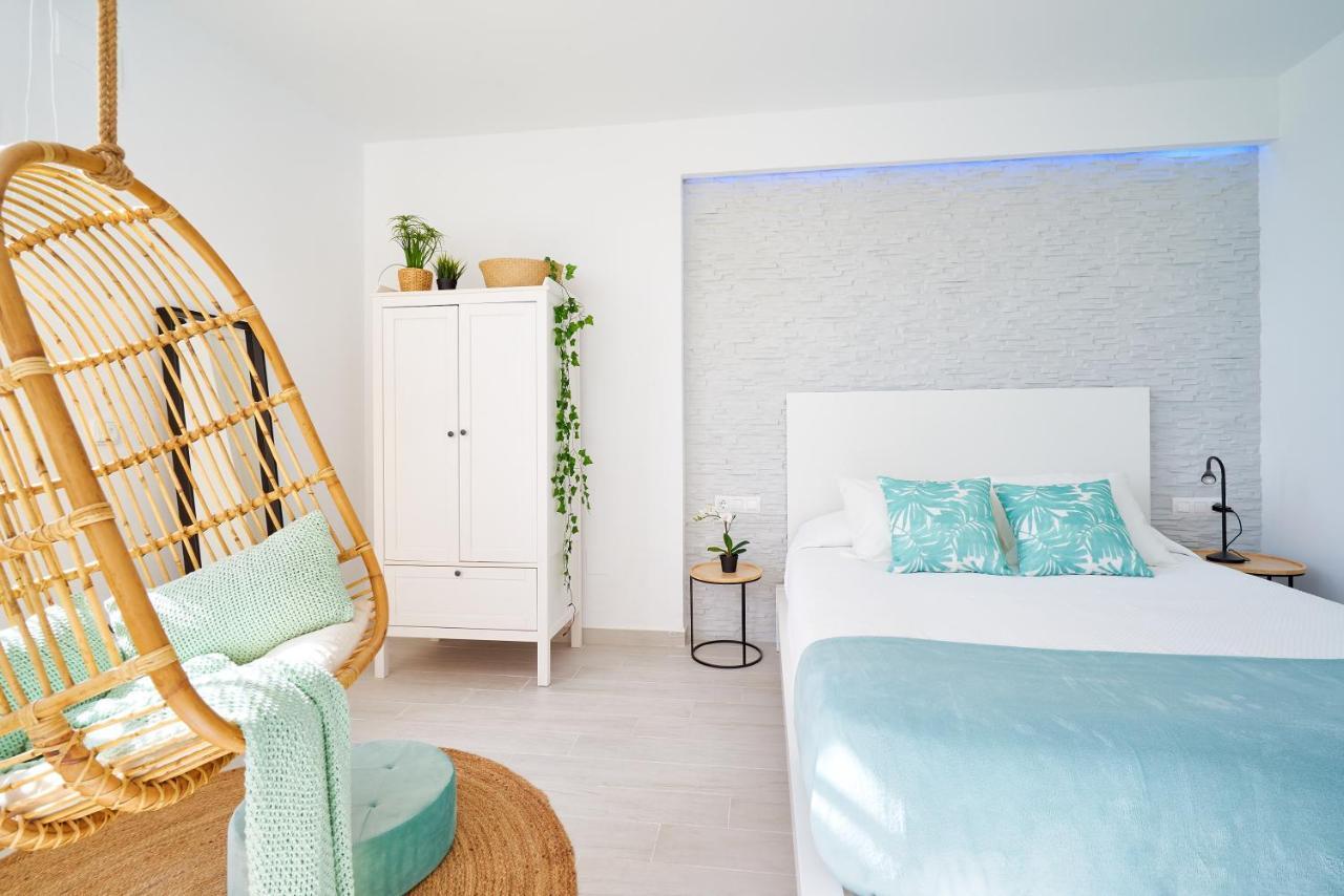 Puro Beach. Charming Apartment With Jacuzzi. Torremolinos Eksteriør billede